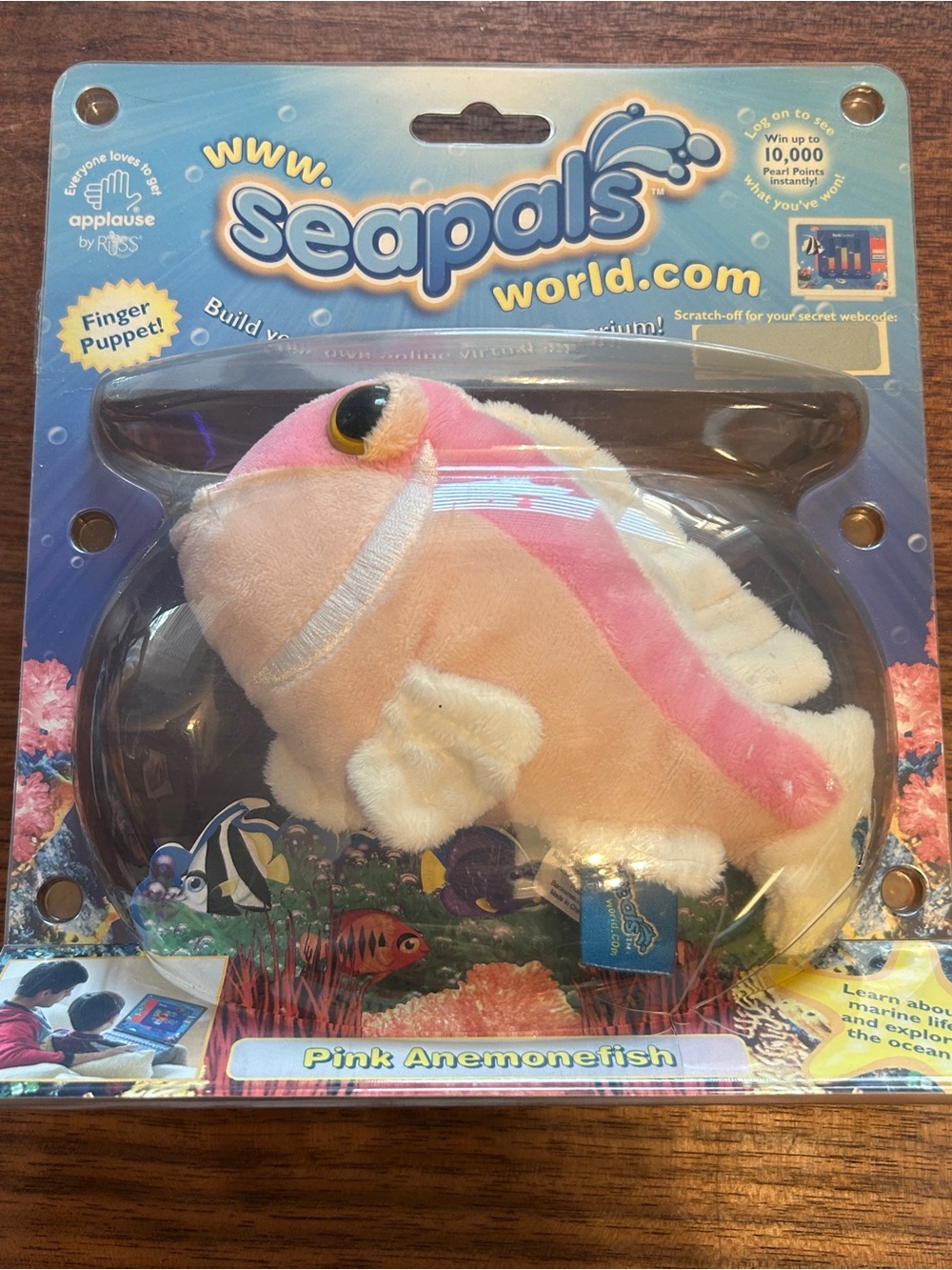 Seapals Pink Anemonefish Fish by Russ Berrie Discontinued Rare Finger Puppet New